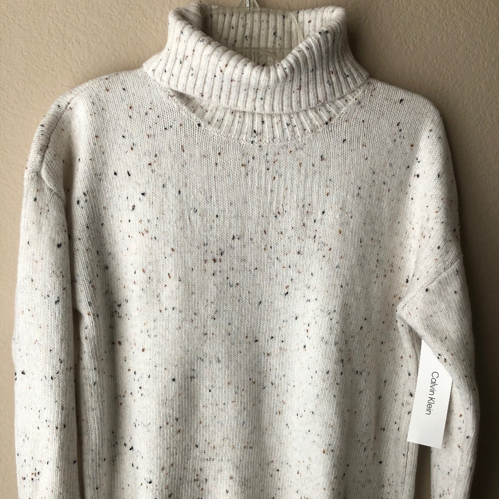 CALVIN KLEIN WOMEN’S SWEATER, SIZE SMALL, NEW WITH TAGS